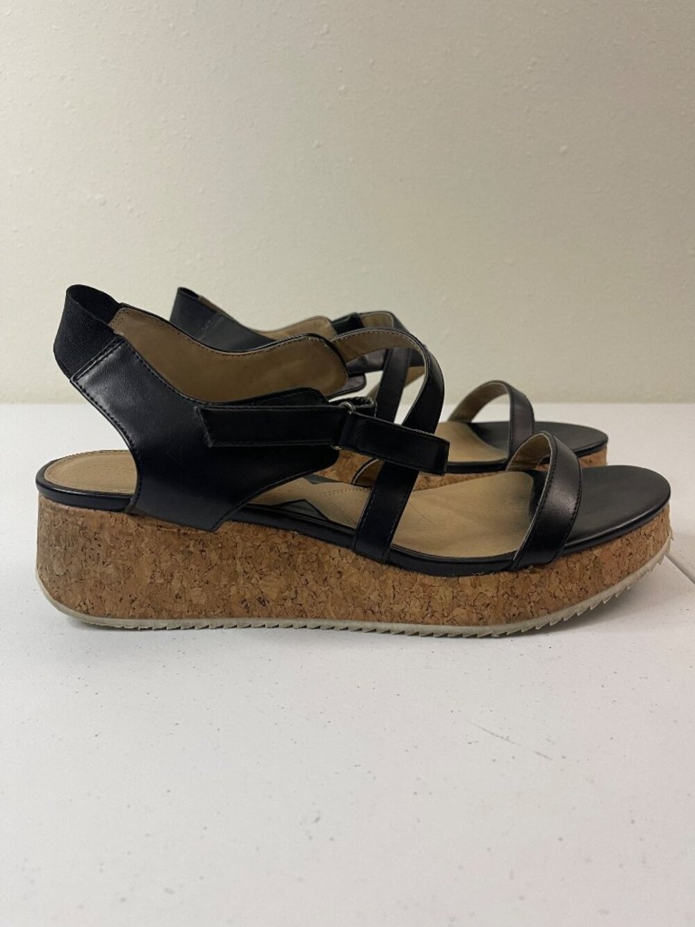 Adrienne Vittadini Black Leather Cork Wedge Sandals With Adjustable Straps Women - Picture 5 of 8